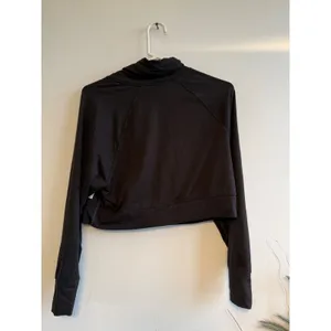 Vuori Womens Black Cropped Funnel Neck Drawstring‎ Pullover Raglan Sweatshirt thumbnail 3