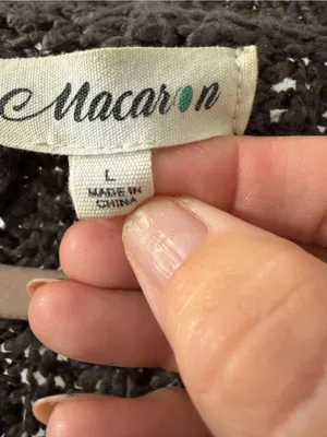 MACARON V-Neck Colorblock Sweater in Brown, Tan & Cream thumbnail 2