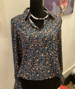 Floral button up thumbnail 1
