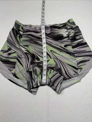 Lululemon Hotty Hot High-Rise Short 4" *Special Edition thumbnail 9