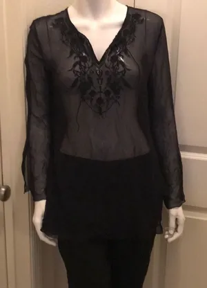 Cover up Black Size M thumbnail 1