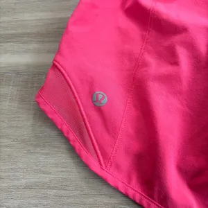 Lululemon Hotty Hot High-Rise Lined Short 4" Lip Gloss Pink Women Size 6 thumbnail 5