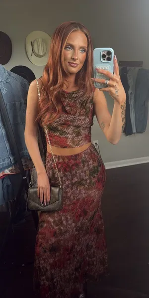 GB top and skirt set thumbnail 1