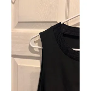 Athleta‎ Womens Zephyr Black Ribbed Crew Neck Sleeveless Performance Tank Top L thumbnail 3