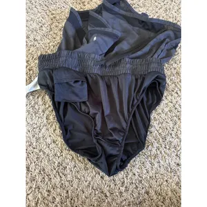 ASICS Women's Black Camo Running Shorts Size‎ Small thumbnail 7