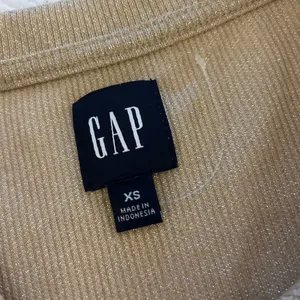 GAP Women's gold Crew Neck Top thumbnail 3
