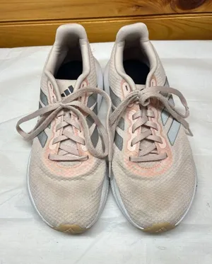 Adidas Runfalcon 3.0‎ Running Shoe prach color - cloud foam Women's 8.5 thumbnail 1