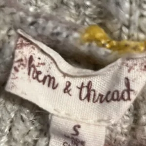 Hem & thread color‎ block sweater thumbnail 2