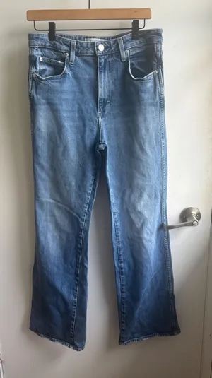 AMO High Rise Kick Crop Jeans size 31 boho minimalist staple flattering luxury thumbnail 1