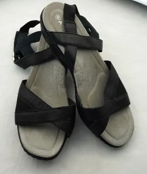 Ariat Black Leather Comfort Sandals Size 8B‎ thumbnail 1