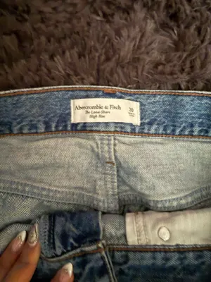 Abercrombie Jean Shorts Mom thumbnail 2