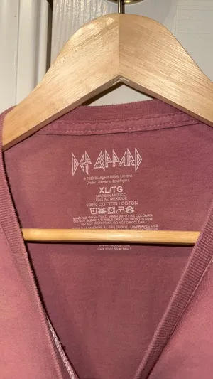 Def Leppard Tee thumbnail 2