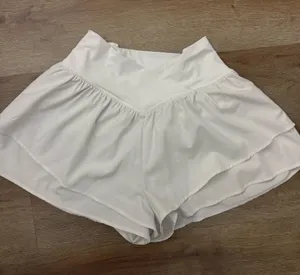 Ruffle Short White thumbnail 1