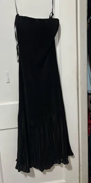 Abercrombie Midi Black Dress with removable straps thumbnail 1