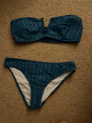 Swimsuits thumbnail 1