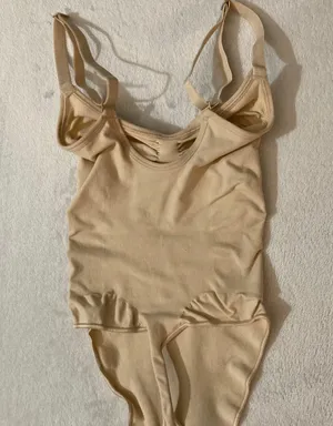 SKIMS Sculpting Thong Bodysuit thumbnail 5