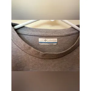 Columbia Grey Long Sleeve Tee Shirt Women's Sz Medium thumbnail 7