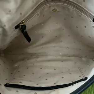 ✨ EUC Kate Spade ♠️ Bow Studded Shoulder Terrace Felicia Bag thumbnail 10