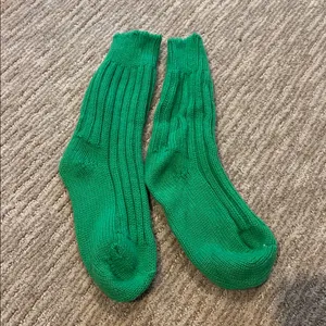 Emerald Green Women's Ribbed Socks thumbnail 2