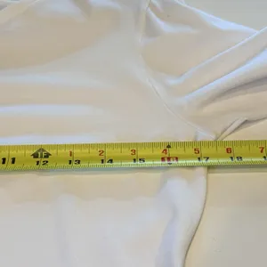 Quince Organic Cotton Long Sleeve White Crop T Shirt Size L Crewneck Minimalist thumbnail 3