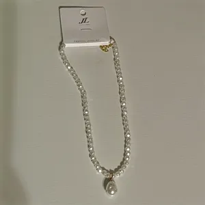 White Pearl Beaded Fashion Necklace with Teardrop Pendant thumbnail 4