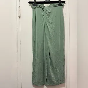 Anthropologie Jersey Midi Skirt in Sage Green Size Small with slit thumbnail 2