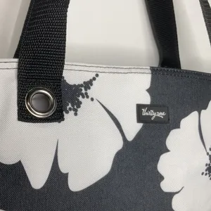 Thirty-one black &‎ White tote Bag thumbnail 2