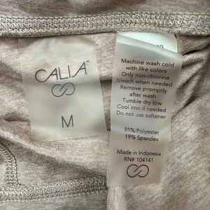 Calia High Rise Bike Shorts Beige Athletic Athleisure Pockets Women's Medium thumbnail 4