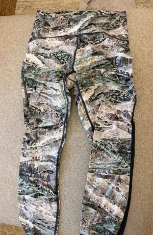 Lululemon Leggings thumbnail 1
