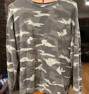 Athleta Women's Gray Camouflage Long Sleeve Tee thumbnail 1