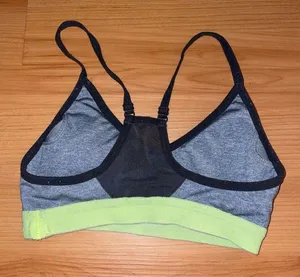 Nike Sports bra!! thumbnail 2