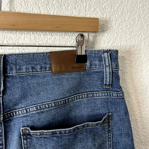 Madewell Wide Leg Crop Jeans Womens Size 32 Blue Raw Hem Front Pocket thumbnail 9