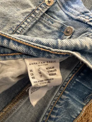 American Eagle Jeans thumbnail 2