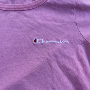 Cropped T Shirt Size Small thumbnail 2