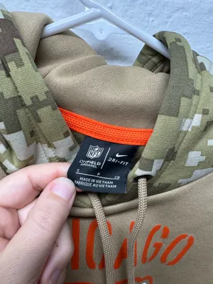 2019 Chicago Bears Salute to Service Hoodie thumbnail 7