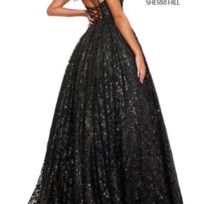 Sherri Hill Prom thumbnail 2