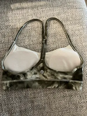 Lululemon Sports Bra Y Flow thumbnail 2