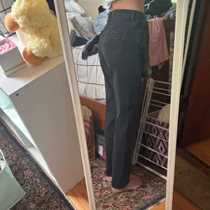american eagle jeans  thumbnail 4