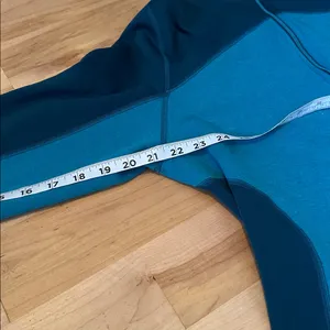 Patagonia Quarter Zip Sweater Women’s Large Blue Teal thumbnail 5