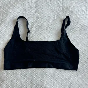Lululemon Wundermost Ultra-Soft Nulu Scoop-Neck Bralette A-D Cups in Black | Size 8 thumbnail 2