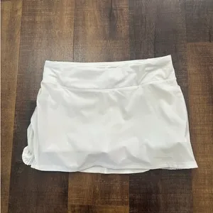 Lululemon White Play Off The Pleats Skirt 13" Size 8 thumbnail 2