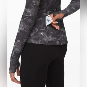 Lululemon grey camo long sleeve athletic shirt size 8 thumbnail 3