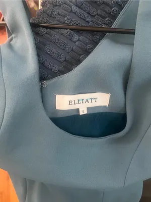 Elliatt Women’s Teal Sleeveless Fit-and-Flare Dress size small thumbnail 3