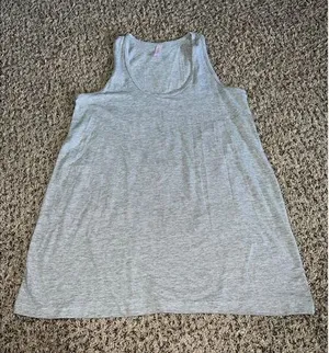 Ettellut gray tank top size medium‎ thumbnail 1
