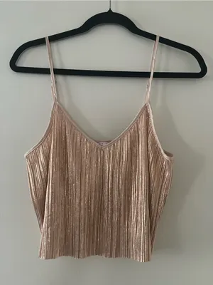Victoria's Secret Rose Gold Metallic Pleated Crop Cami Top Medium Feminine thumbnail 2