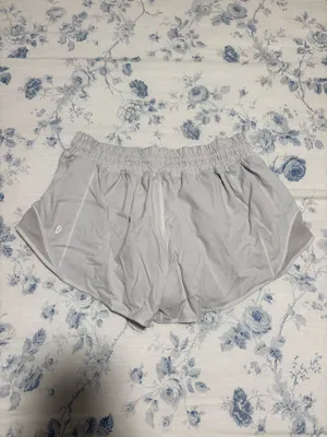 Lululemon Hotty Hot Shorts thumbnail 2