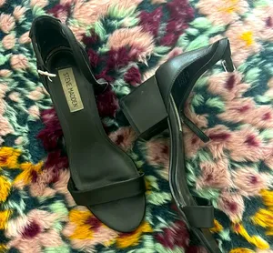 Steve Madden Black Leather Block Heel Sandals thumbnail 1