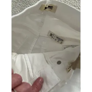 Madewell Mid Rise Kick Out Ankle Length Jeans Pure White Womens Size 23 thumbnail 10