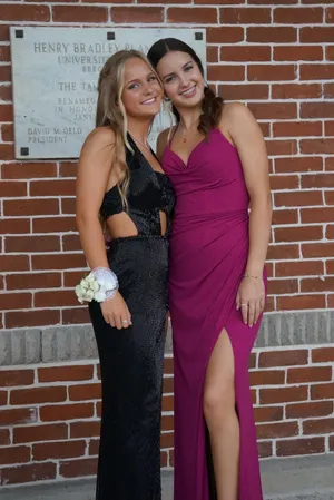 Prom Dress thumbnail 2