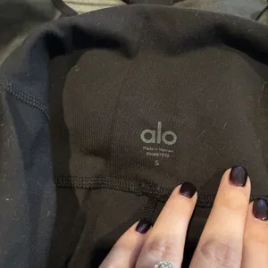 Alo Yoga Moto Leggings High Waisted Black Glossy Patent Ribbed Yoga Pants Small thumbnail 10